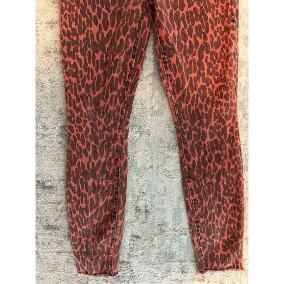 MOTHER Looker High-Rise Leopard Ankle Fray Skinny Jeans in Animal Attraction Siz - Picture 7 of 12